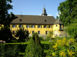 Ehem. Kapuzinerkloster Bacharach vom Pfarrgarten